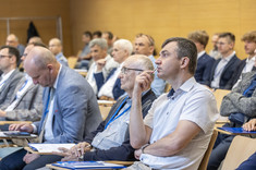 Goście i uczestnicy konferencji CZT Aeronet DL oraz Forum Współpracy Nauka-Gospodarka